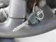 2008 Dodge Dakota SXT z VIN 1D7HW38K98S626841, wystawiony jako IAAI lot #42052680 z przebiegiem 194 127 mil mil oraz . Historia ofert i sprzedaży dostępna na DreamBid. Obrazek 11.