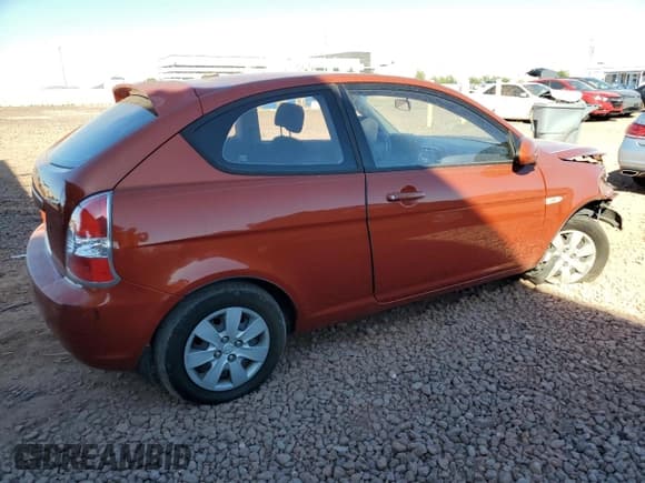 ✅ 2009 Hyundai Accent Auto GS • VIN: KMHCM36C19U124090 • Lot: 87310885. Wystawiony na Copart z przebiegiem 187 576 mil. Bezpłatny archiwum sprzedaży aukcyjnych z USA i szczegółowy raport historii pojazdu na DreamBid. Zdjęcie 3.