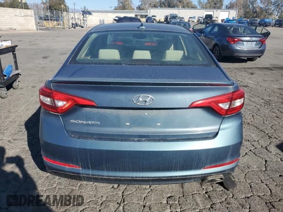 ✅ 2015 Hyundai Sonata SE • VIN: 5NPE24AF4FH159173 • Lot: 90199655. Listed on Copart with 68,323 mi. Free auction sales archive from the USA and detailed vehicle history report at DreamBid. Image 6.