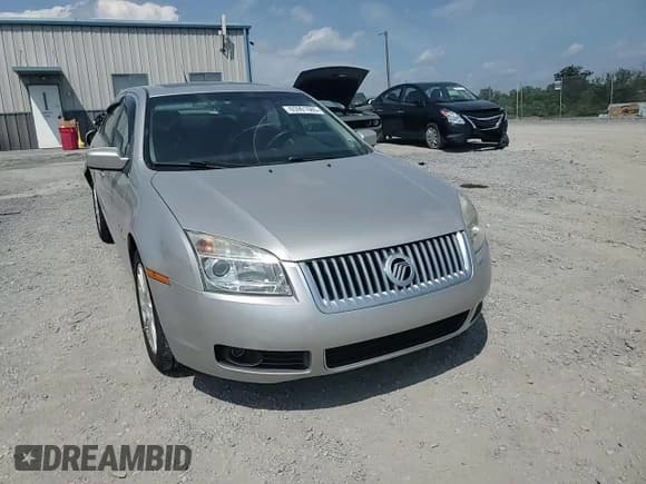 ✅ 2007 Mercury Milan Premier • VIN: 3MEHM021X7R614186 • Lot: 65991685. Wystawiony na Copart z przebiegiem 120 025 mil. Bezpłatny archiwum sprzedaży aukcyjnych z USA i szczegółowy raport historii pojazdu na DreamBid. Zdjęcie 13.