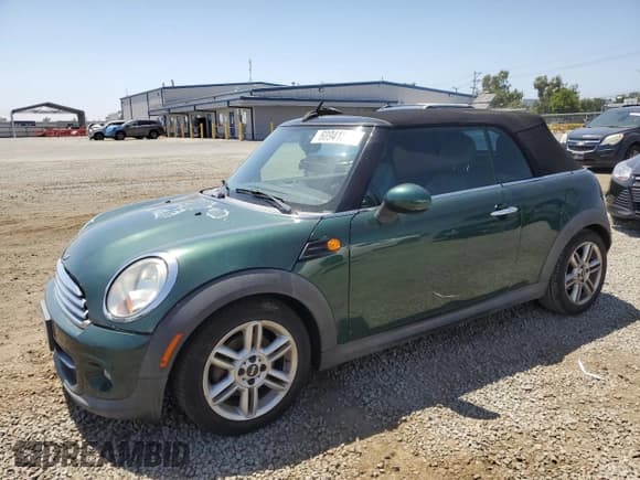 ✅ 2013 MINI Convertible • VIN: WMWZN3C52DT569192 • Lot: 60941885. Listed on Copart with 66,548 mi. Free auction sales archive from the USA and detailed vehicle history report at DreamBid. Image 1.