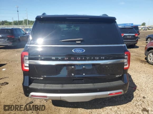 ✅ 2024 Ford Expedition Max Platinum • VIN: 1FMJK1M8XREA74154 • Lot: 65071315. Listed on Copart with 2,414 mi. Free auction sales archive from the USA and detailed vehicle history report at DreamBid. Image 6.