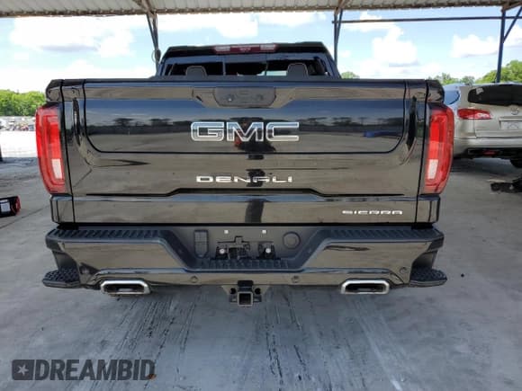✅ 2022 GMC Sierra 1500 Denali Ultimate • VIN: 1GTUUHEL3NZ500082 • Lot: 56665665. Listed on Copart with 52,558 mi. Free auction sales archive from the USA and detailed vehicle history report at DreamBid. Image 6.