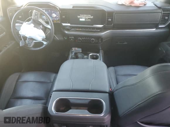 ✅ 2023 Chevrolet Silverado 1500 LT Trail Boss • VIN: 3GCUDFEL9PG326414 • Lot: 86667995. Wystawiony na Copart z przebiegiem 35 262 mil. Bezpłatny archiwum sprzedaży aukcyjnych z USA i szczegółowy raport historii pojazdu na DreamBid. Zdjęcie 8.