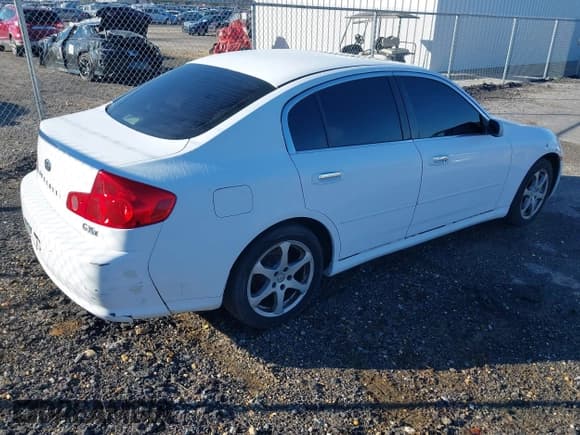 ✅ 2005 Infiniti G35 • VIN: JNKCV51F05M305124 • Лот: 43773562. Опубликован ранее на IAAI с пробегом 186 017 миль. Бесплатный доступ к архиву аукционных продаж из США и подробный отчёт об истории автомобиля на DreamBid. Изображение 4.