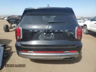 ✅ 2024 Hyundai Palisade Calligraphy • VIN: KM8R7DGE9RU647638 • Лот: 71067744. Опубликован ранее на Copart с пробегом Не указан. Бесплатный доступ к архиву аукционных продаж из США и подробный отчёт об истории автомобиля на DreamBid. Изображение 6.