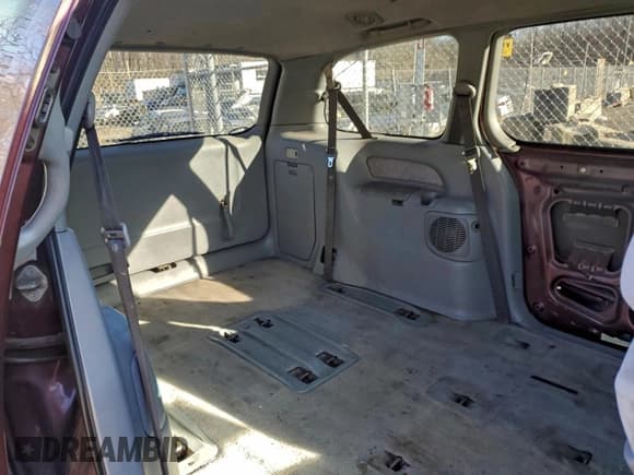 ✅ 1999 Toyota Sienna LE • VIN: 4T3ZF13CXXU118712 • Лот: 96823615. Опубликован ранее на Copart с пробегом 334 701 миль. Бесплатный доступ к архиву аукционных продаж из США и подробный отчёт об истории автомобиля на DreamBid. Изображение 11.