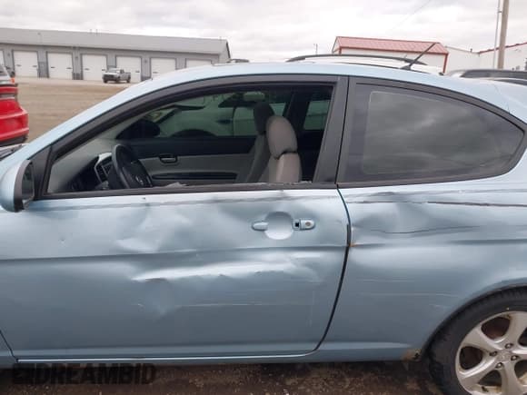 ✅ 2007 Hyundai Accent SE • VIN: KMHCN36C67U042592 • Лот: 42023579. Опубликован ранее на IAAI с пробегом 205 000 миль. Бесплатный доступ к архиву аукционных продаж из США и подробный отчёт об истории автомобиля на DreamBid. Изображение 6.