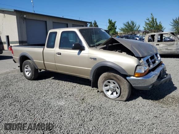 ✅ 2000 Ford Ranger XLT • VIN: 1FTZR15X9YPB56338 • Lot: 66380575. Listed on Copart with 114,196 mi. Free auction sales archive from the USA and detailed vehicle history report at DreamBid. Image 4.