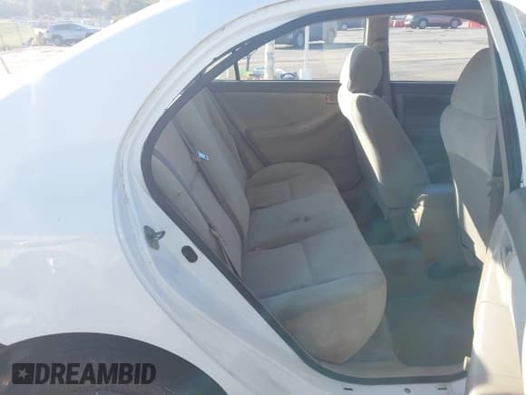 ✅ 2004 Toyota Corolla CE • VIN: 1NXBR32EX4Z328349 • Лот: 43581870. Опубликован ранее на IAAI с пробегом 101 870 миль. Бесплатный доступ к архиву аукционных продаж из США и подробный отчёт об истории автомобиля на DreamBid. Изображение 8.