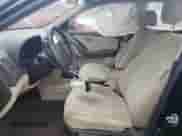 2008 Hyundai Elantra GLS z VIN KMHDU46D88U405742, wystawiony jako Copart lot #71829784 z przebiegiem 69 585 mil mil oraz Szkoda całkowita • Salvage title. Historia ofert i sprzedaży dostępna na DreamBid. Obrazek 7.