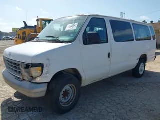 ✅ 1996 Ford Econoline Wagon XL • VIN: 1FBJS31H3THB35553 • Лот: 42532384. Опубликован ранее на IAAI с пробегом 180 783 миль. Бесплатный доступ к архиву аукционных продаж из США и подробный отчёт об истории автомобиля на DreamBid. Изображение 2.