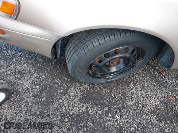 ✅ 1995 Toyota Corolla DX • VIN: 1NXAE09B3SZ344102 • Lot: 43751864. Listed on IAAI with 192,695 mi. Free auction sales archive from the USA and detailed vehicle history report at DreamBid. Image 6.