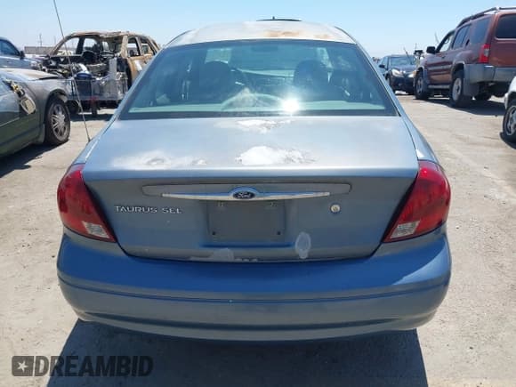 ✅ 2001 Ford Taurus SEL • VIN: 1FAHP56S41A119305 • Lot: 42842097. Listed on IAAI with 172,045 mi. Free auction sales archive from the USA and detailed vehicle history report at DreamBid. Image 16.