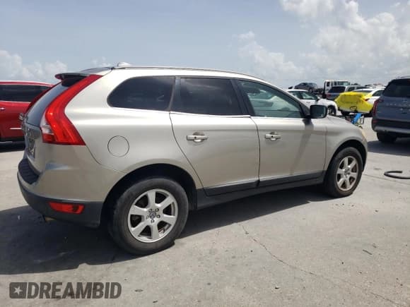 ✅ 2012 Volvo XC60 3.2L • VIN: YV4952DL5C2282067 • Лот: 45854725. Опубликован ранее на Copart с пробегом 248 826 миль. Бесплатный доступ к архиву аукционных продаж из США и подробный отчёт об истории автомобиля на DreamBid. Изображение 5.