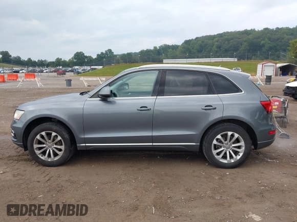 ✅ 2014 Audi Q5 Premium Plus • VIN: WA1LFAFP6EA030542 • Lot: 43145158. Wystawiony na IAAI z przebiegiem 207 989 mil. Bezpłatny archiwum sprzedaży aukcyjnych z USA i szczegółowy raport historii pojazdu na DreamBid. Zdjęcie 14.