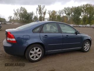 ✅ 2006 Volvo S40 2.4L • VIN: YV1MS390162217418 • Lot: 72558714. Listed on Copart with 121,370 mi. Free auction sales archive from the USA and detailed vehicle history report at DreamBid. Image 3.