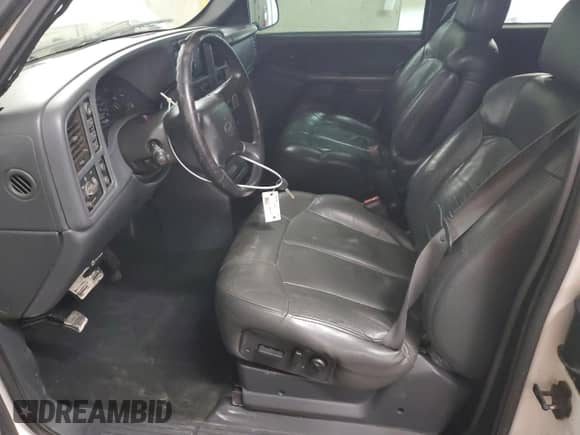 2000 Chevrolet Silverado 1500 LT с VIN 1GCEK19T9YE427856, выставлен на аукционе Copart как лот 56913105 с пробегом Не указан миль и Списание • Salvage title. История ставок и продаж доступна на DreamBid. Изображение 7.