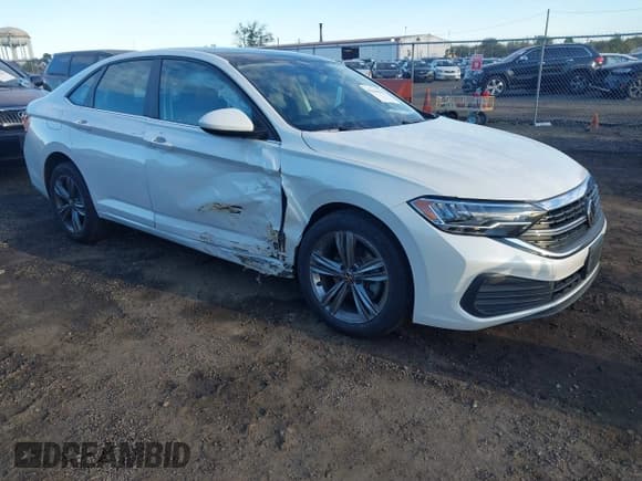 ✅ 2024 Volkswagen Jetta SE • VIN: 3VW7M7BUXRM023269 • Lot: 43466253. Listed on IAAI with 27,876 mi. Free auction sales archive from the USA and detailed vehicle history report at DreamBid. Image 1.