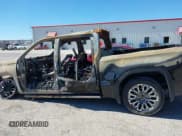 ✅ 2023 GMC Sierra 1500 Denali Ultimate • VIN: 1GTUUHEL7PZ235217 • Лот: 41670662. Опубликован ранее на IAAI с пробегом Не указан. Бесплатный доступ к архиву аукционных продаж из США и подробный отчёт об истории автомобиля на DreamBid. Изображение 13.