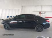 ✅ 2018 Toyota Corolla SE • VIN: 5YFBURHE1JP850129 • Lot: 43533931. Listed on IAAI with 374,360 mi. Free auction sales archive from the USA and detailed vehicle history report at DreamBid. Image 15.