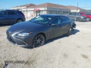 ✅ 2023 Lexus ES 350 • VIN: 58ADZ1B18PU149881 • Lot: 42648589. Listed on IAAI with 41,409 mi. Free auction sales archive from the USA and detailed vehicle history report at DreamBid. Image 2.