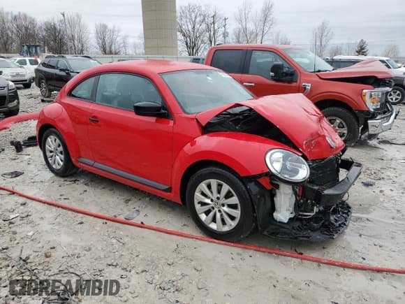 ✅ 2015 Volkswagen Beetle Fleet Edition • VIN: 3VWF17AT6FM603112 • Lot: 47322905. Listed on Copart with 95,912 mi. Free auction sales archive from the USA and detailed vehicle history report at DreamBid. Image 4.