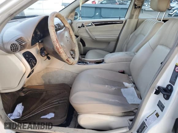 ✅ 2007 Mercedes-Benz C 280 Luxury • VIN: WDBRF92H07F908967 • Lot: 57304005. Wystawiony na Copart z przebiegiem Nie podano. Bezpłatny archiwum sprzedaży aukcyjnych z USA i szczegółowy raport historii pojazdu na DreamBid. Zdjęcie 7.