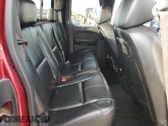 ✅ 2007 Chevrolet Silverado 1500 • VIN: 1GCEC19Y07Z507725 • Лот: 55343205. Опубликован ранее на Copart с пробегом 217 264 миль. Бесплатный доступ к архиву аукционных продаж из США и подробный отчёт об истории автомобиля на DreamBid. Изображение 10.