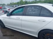 ✅ 2016 Mercedes-Benz C 450 AMG • VIN: 55SWF6EB4GU133408 • Lot: 42531479. Wystawiony na IAAI z przebiegiem 71 796 mil. Bezpłatny archiwum sprzedaży aukcyjnych z USA i szczegółowy raport historii pojazdu na DreamBid. Zdjęcie 14.