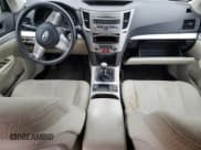 ✅ 2011 Subaru Outback Premium • VIN: 4S4BRBGC7B1325831 • Lot: 57000305. Wystawiony na Copart z przebiegiem 160 965 mil. Bezpłatny archiwum sprzedaży aukcyjnych z USA i szczegółowy raport historii pojazdu na DreamBid. Zdjęcie 8.