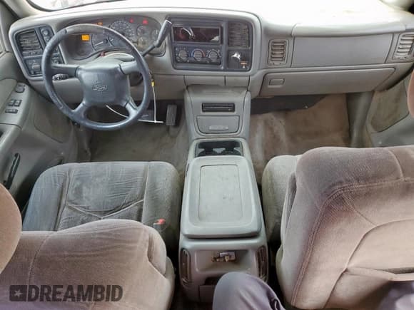 ✅ 1999 Chevrolet Silverado 1500 LS • VIN: 2GCEK19TXX1162638 • Lot: 86220145. Listed on Copart with 273,354 mi. Free auction sales archive from the USA and detailed vehicle history report at DreamBid. Image 8.