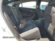 ✅ 2017 Chevrolet Volt LT • VIN: 1G1RC6S56HU200047 • Lot: 61092324. Wystawiony na Copart z przebiegiem Nie podano. Bezpłatny archiwum sprzedaży aukcyjnych z USA i szczegółowy raport historii pojazdu na DreamBid. Zdjęcie 10.