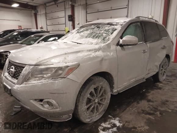 ✅ 2013 Nissan Pathfinder SL • VIN: 5N1AR2MM8DC663920 • Lot: 41586209. Listed on IAAI with 210,000 mi. Free auction sales archive from the USA and detailed vehicle history report at DreamBid. Image 17.