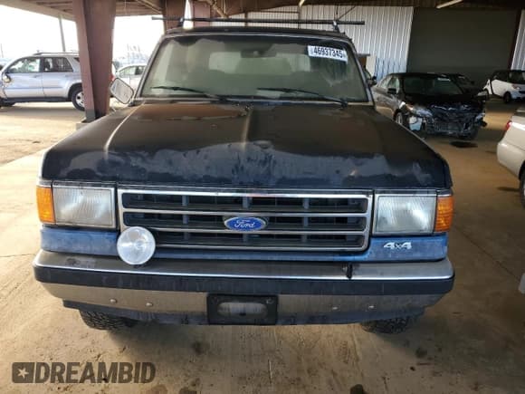 ✅ 1989 Ford Bronco XL • VIN: 1FMEU15N3KLA46892 • Лот: 46937345. Опубликован ранее на Copart с пробегом 2 695 миль. Бесплатный доступ к архиву аукционных продаж из США и подробный отчёт об истории автомобиля на DreamBid. Изображение 5.