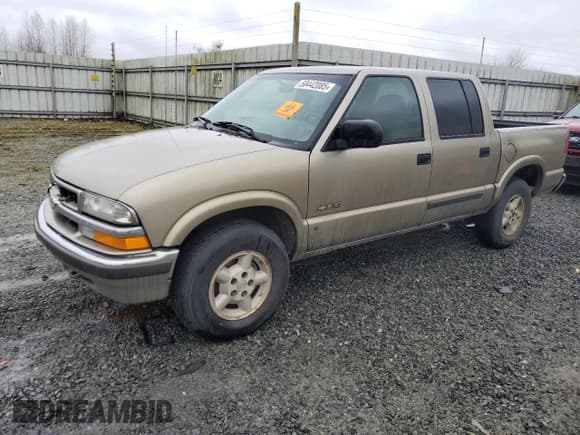 ✅ 2001 Chevrolet S-10 LS • VIN: 1GCDT13W31K154495 • Лот: 50442085. Опубликован ранее на Copart с пробегом 153 728 миль. Бесплатный доступ к архиву аукционных продаж из США и подробный отчёт об истории автомобиля на DreamBid. Изображение 1.