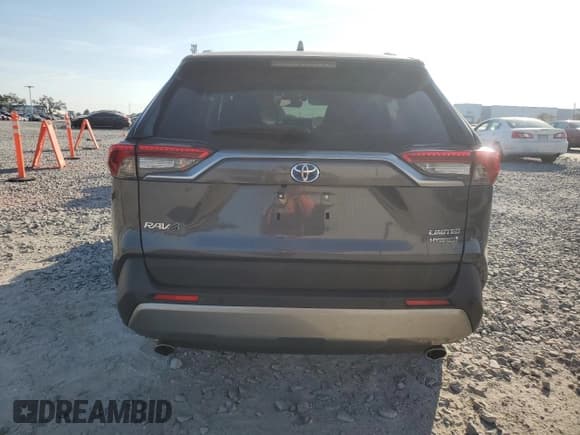 ✅ 2024 Toyota RAV4 Hybrid Limited • VIN: JTMD6RFV4RD127086 • Lot: 92752505. Wystawiony na Copart z przebiegiem 27 364 mil. Bezpłatny archiwum sprzedaży aukcyjnych z USA i szczegółowy raport historii pojazdu na DreamBid. Zdjęcie 6.