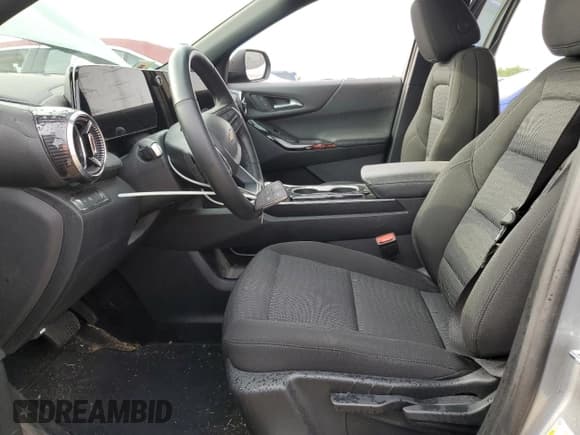 ✅ 2025 Chevrolet Equinox FWD LT • VIN: 3GNAXHEG9SL121269 • Lot: 69215095. Wystawiony na Copart z przebiegiem Nie podano. Bezpłatny archiwum sprzedaży aukcyjnych z USA i szczegółowy raport historii pojazdu na DreamBid. Zdjęcie 7.