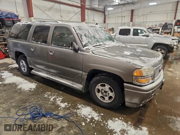✅ 2006 GMC Yukon XL • VIN: 1GKFK66U16J111388 • Лот: 95432955. Опубликован ранее на Copart с пробегом 179 435 миль. Бесплатный доступ к архиву аукционных продаж из США и подробный отчёт об истории автомобиля на DreamBid. Изображение 4.