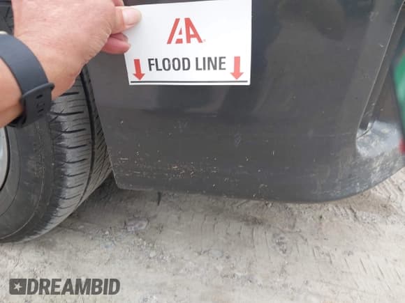 ✅ 2010 Toyota Camry • VIN: 4T1BB3EK7AU119121 • Lot: 43042539. Listed on IAAI with 182,255 mi. Free auction sales archive from the USA and detailed vehicle history report at DreamBid. Image 6.