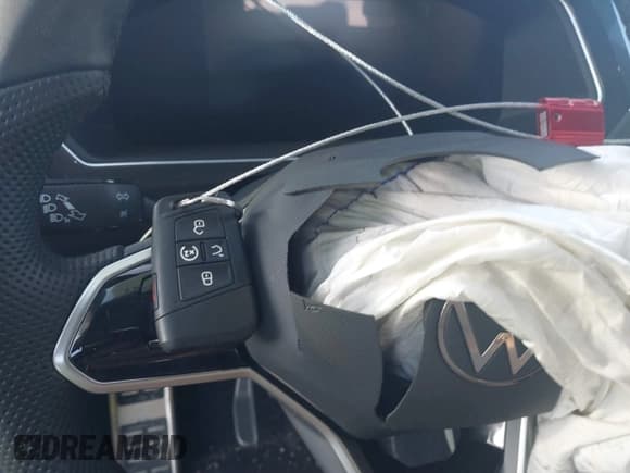 ✅ 2024 Volkswagen Tiguan SE R-Line Black • VIN: 3VVCB7AX3RM009461 • Lot: 41506931. Listed on IAAI with 19,642 mi. Free auction sales archive from the USA and detailed vehicle history report at DreamBid. Image 11.