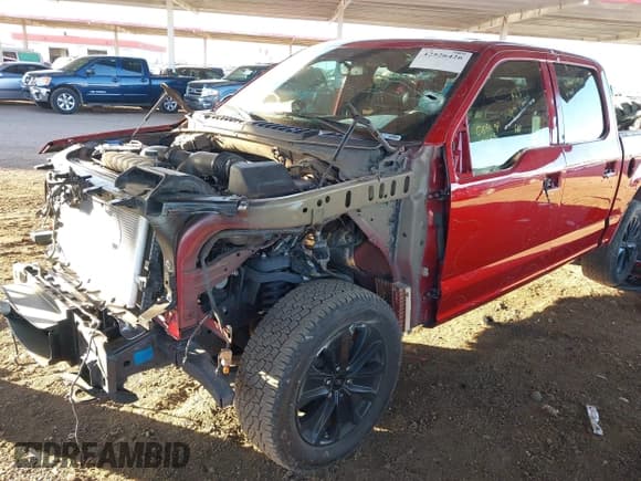 ✅ 2020 Ford F-150 XL • VIN: 1FTEW1E47LFC23482 • Lot: 42526426. Wystawiony na IAAI z przebiegiem 69 456 mil. Bezpłatny archiwum sprzedaży aukcyjnych z USA i szczegółowy raport historii pojazdu na DreamBid. Zdjęcie 6.