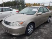 ✅ 2004 Toyota Camry LE • VIN: JTDBE32K740297638 • Lot: 43611608. Listed on IAAI with 224,057 mi. Free auction sales archive from the USA and detailed vehicle history report at DreamBid. Image 2.