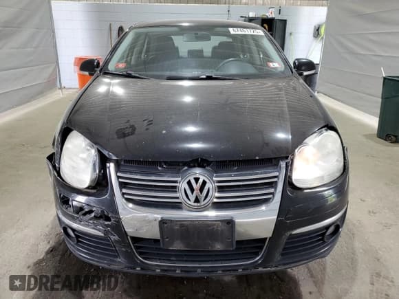 ✅ 2009 Volkswagen Jetta SE • VIN: 3VWRZ71K79M153844 • Lot: 67461725. Listed on Copart with 130,748 mi. Free auction sales archive from the USA and detailed vehicle history report at DreamBid. Image 5.