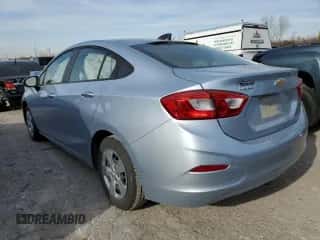 ✅ 2018 Chevrolet Cruze LS • VIN: 1G1BC5SM3J7203480 • Лот: 68163242. Размещён на Copart с пробегом Не указан миль. Получите бесплатный доступ к архиву аукционных продаж из США и посмотрите подробный отчёт об истории автомобиля на DreamBid. Изображение 2.