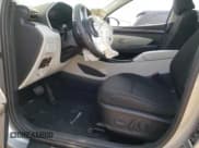 ✅ 2023 Hyundai Tucson SEL • VIN: 5NMJBCAE9PH172435 • Lot: 52739443. Wystawiony na Copart z przebiegiem 8 196 mil. Bezpłatny archiwum sprzedaży aukcyjnych z USA i szczegółowy raport historii pojazdu na DreamBid. Zdjęcie 7.