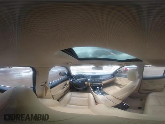 ✅ 2014 BMW 5 Series 535i xDrive • VIN: WBA5B3C51ED538938 • Лот: 43741043. Опубликован ранее на IAAI с пробегом 163 499 миль. Бесплатный доступ к архиву аукционных продаж из США и подробный отчёт об истории автомобиля на DreamBid. Изображение 20.