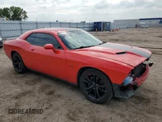 ✅ 2016 Dodge Challenger R/T • VIN: 2C3CDZBT6GH114091 • Lot: 67924634. Wystawiony na Copart z przebiegiem 68 874 mil. Bezpłatny archiwum sprzedaży aukcyjnych z USA i szczegółowy raport historii pojazdu na DreamBid. Zdjęcie 4.
