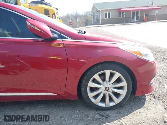 ✅ 2016 Hyundai Azera Limited • VIN: KMHFH4JG5GA524170 • Лот: 42065814. Опубликован ранее на IAAI с пробегом 73 607 миль. Бесплатный доступ к архиву аукционных продаж из США и подробный отчёт об истории автомобиля на DreamBid. Изображение 21.