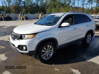 ✅ 2011 Kia Sorento EX • VIN: 5XYKU4A23BG104693 • Lot: 92986215. Listed on Copart with 175,710 mi. Free auction sales archive from the USA and detailed vehicle history report at DreamBid. Image 1.
